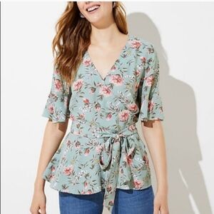 Ann Taylor Loft Wrap Vneck Mint Green Floral Sz. M Top